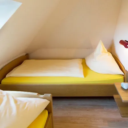 فندق Am Leuchtturm نايهالينجازييل