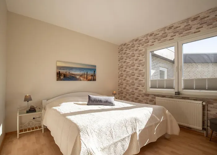 Hotel Am Leuchtturm Neuharlingersiel